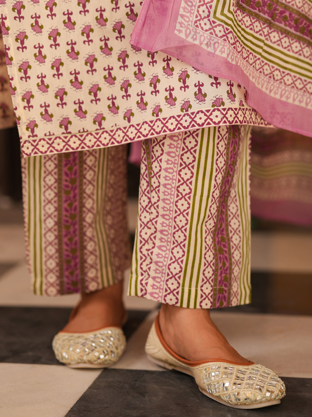 Women Ethnic Motifs Printed Pure Cotton Kurta with Trousers & Dupatta