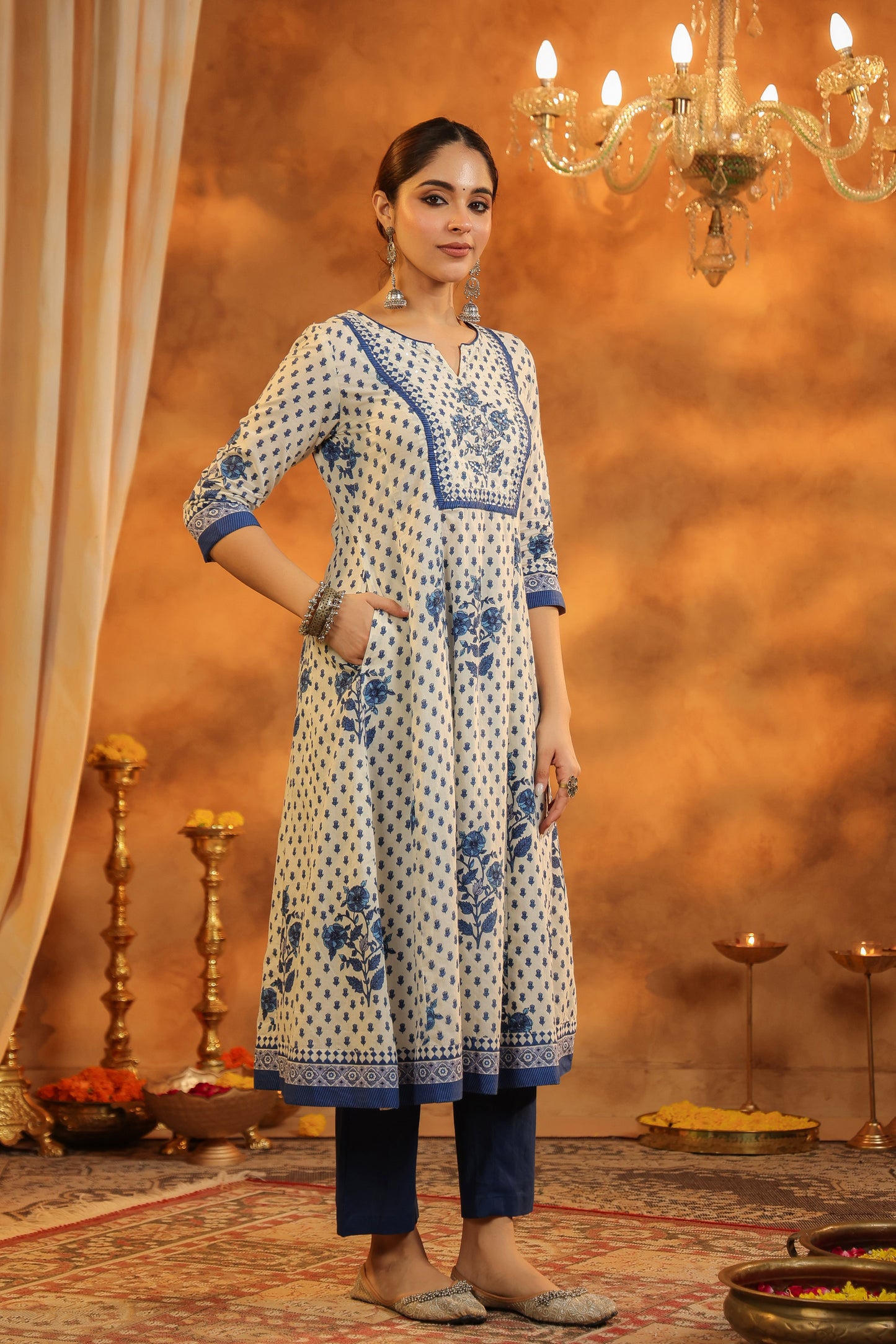 Floral Printed Pure Cotton Kurta With Trousers & Dupatta