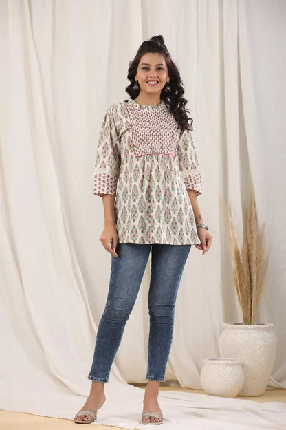 Women Green Ethnic Motifs Printed Pure Cotton Kurti