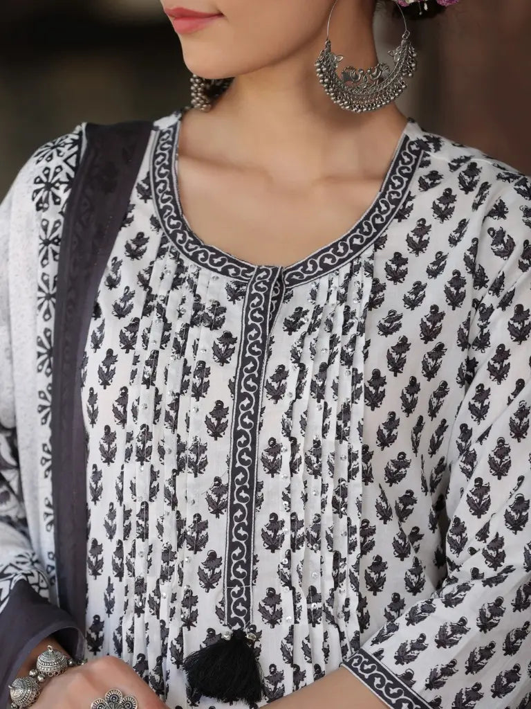 Women Black-Coloured Ethnic Motifs Printed Sequinned Pure Cotton Kurta with Trousers And Printed Dupatta
