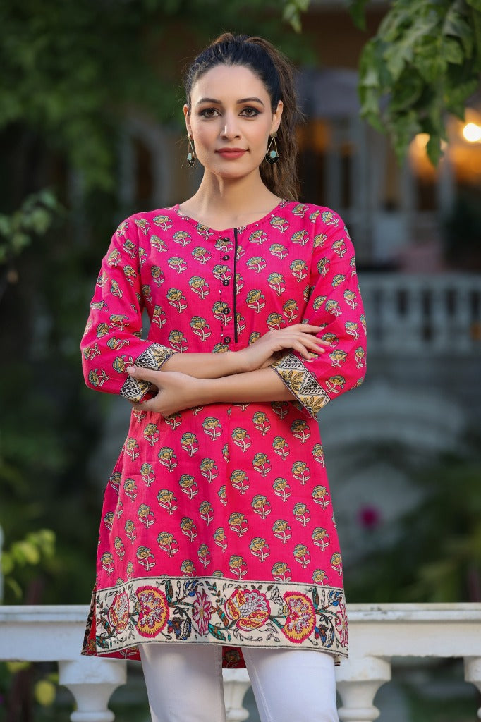 Fuchsia Color Straight Kurti in Pure Cotton for Women