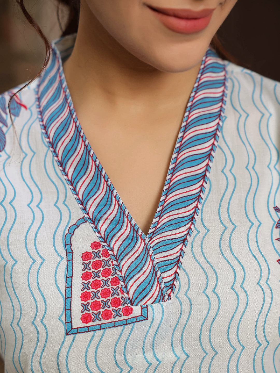 Women Blue & Off White Ethnic Motifs Printed Pure Cotton Kurti