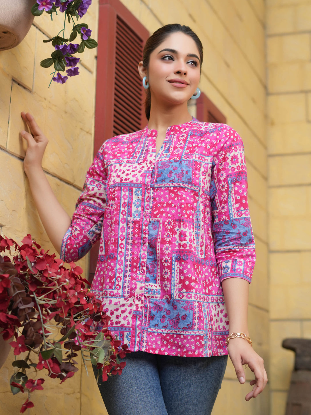 Women Pink Abstract Print A-Line Pure Cotton Kurti