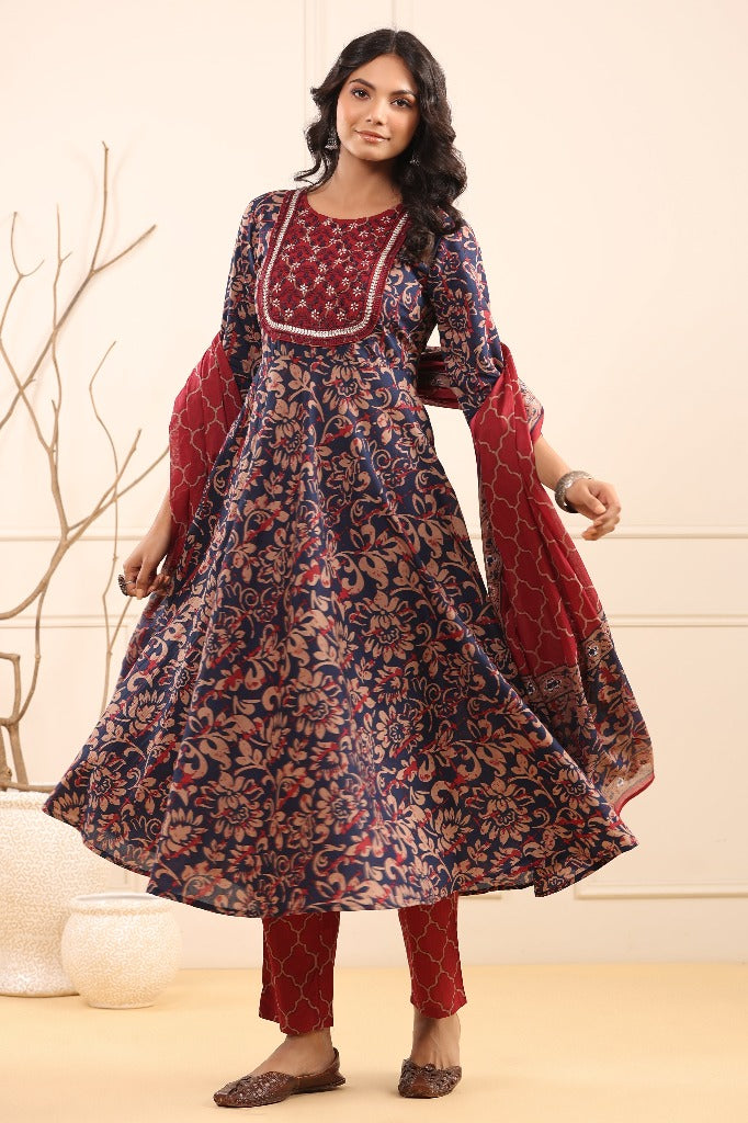 Women Floral Embroidered Pure Cotton Kurta with Trousers and Dupatta