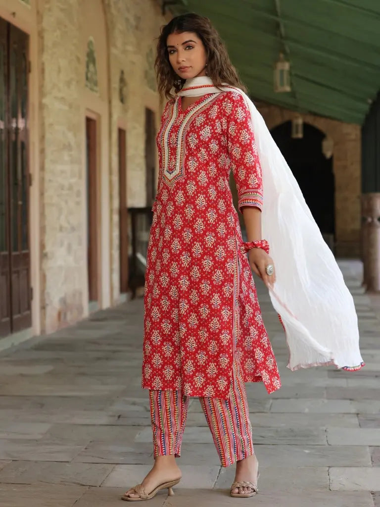 Women Red Ethnic Motifs Printed Pure Cotton Staight Kurta With Printed Trousers & Dye Dupatta