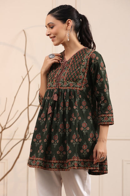 Women Green & Maroon Floral Printed Pure Cotton Empire A line Kurti