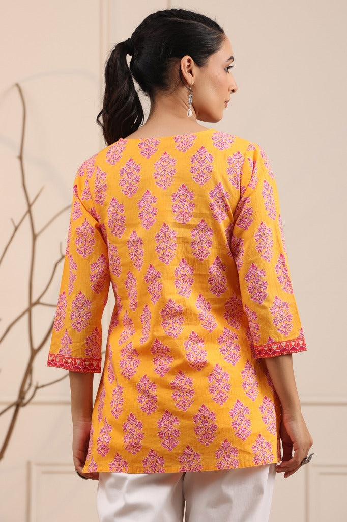 Women Orange & Pink Ethnic Printed Sequinned Pure Cotton Kurti