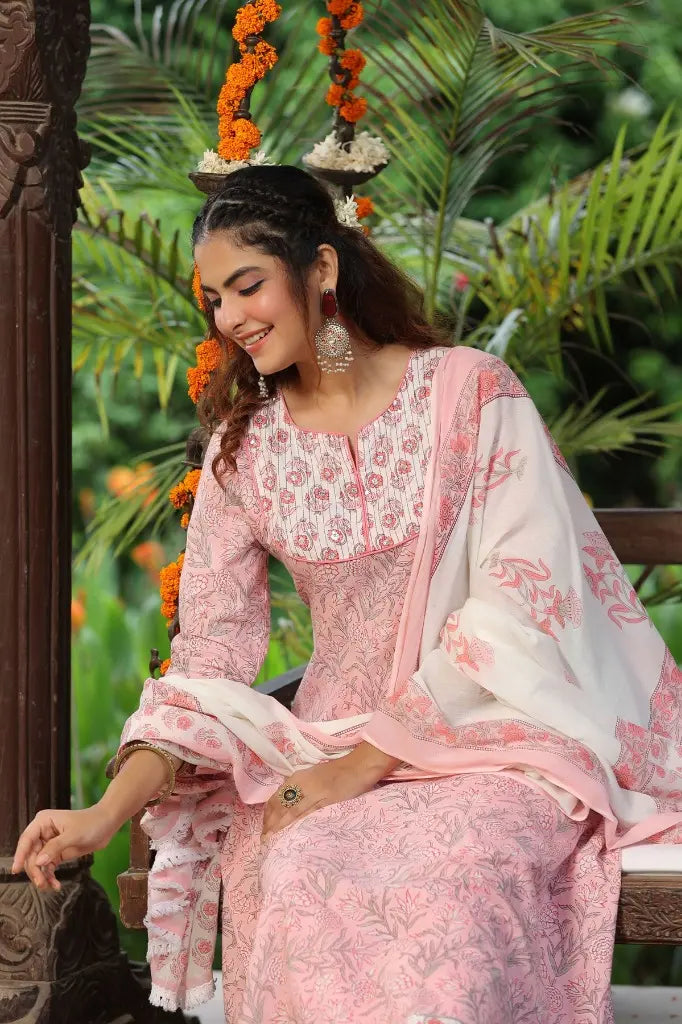 Women Pink Floral Printed Sequined Anarkali Kurta Set