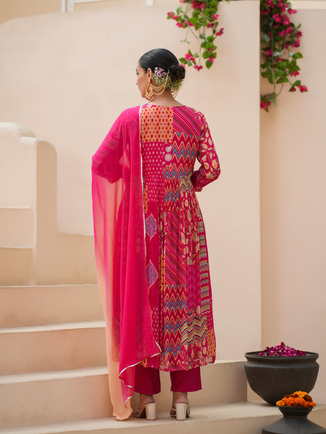 Women Floral Printed Empire Sequined Kurta with Trousers & With Dupatta