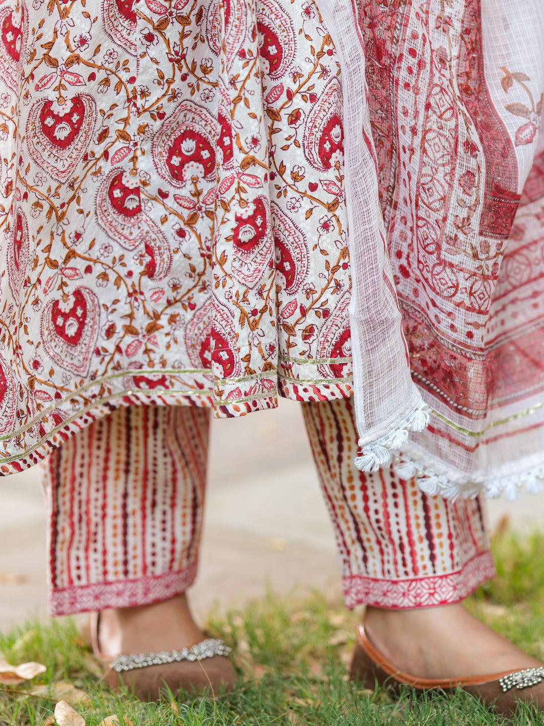 Women Ethnic Motifs Printed Pure Cotton Kurta with Trousers & Dupatta