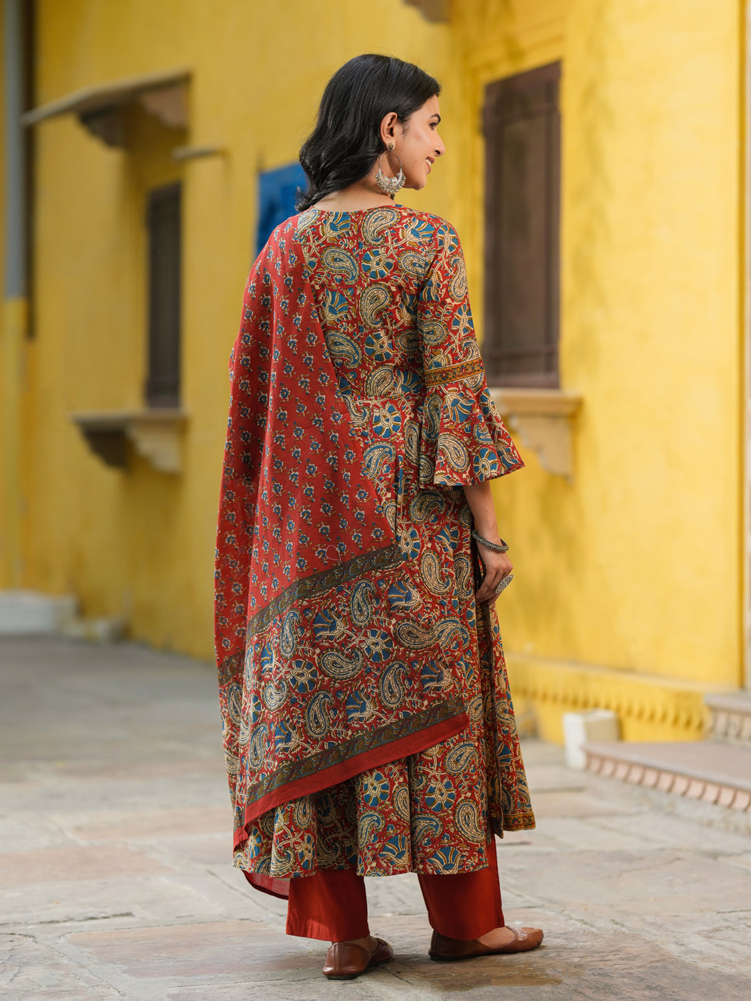 Women Printed Regular Pure Cotton Kurta With Trousers & Dupatta