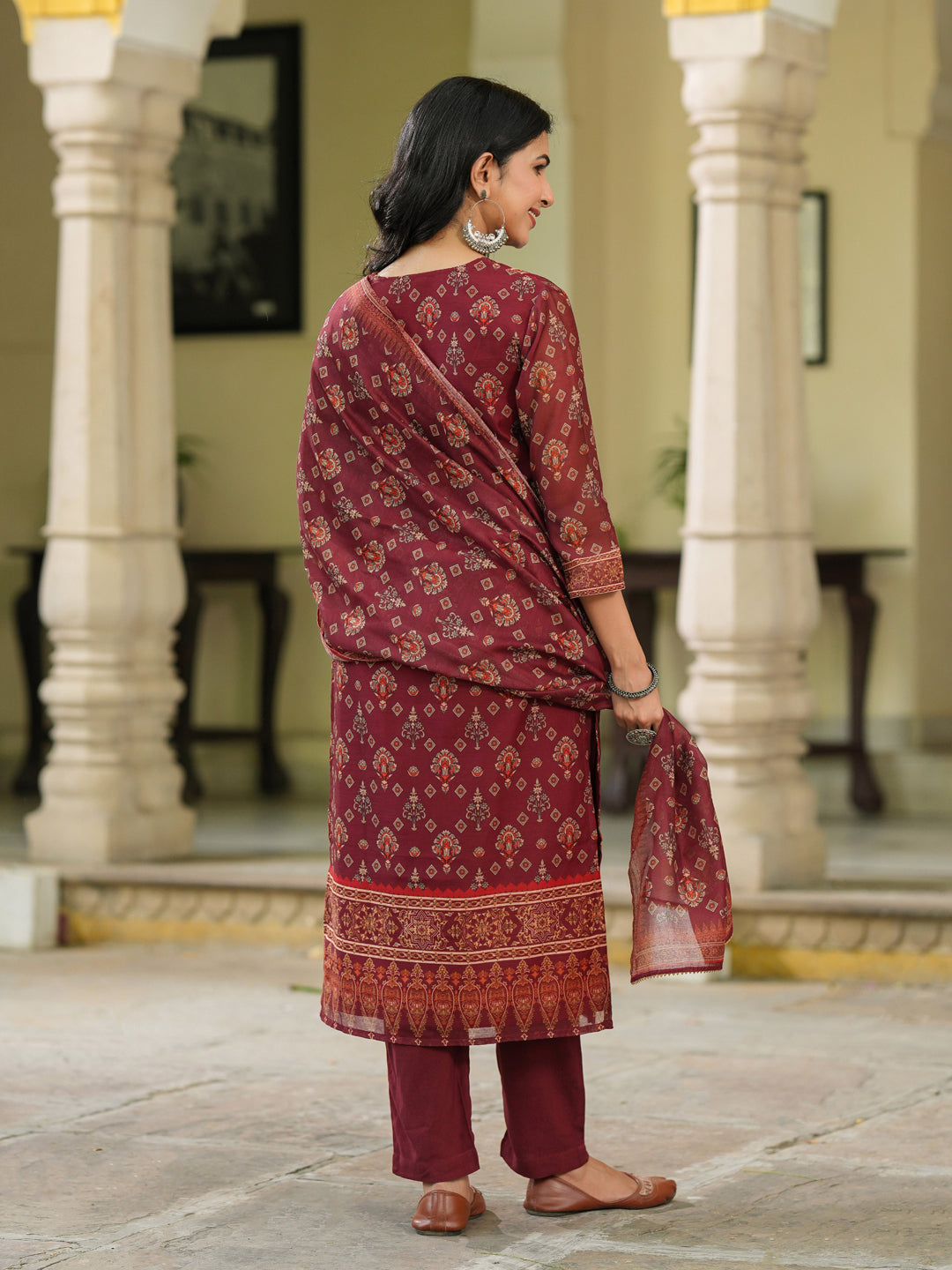 Women Ethnic Motifs Printed Kurta with Trousers & Dupatta