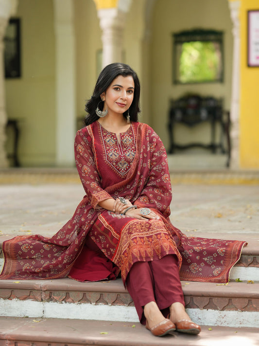 Women Ethnic Motifs Printed Kurta with Trousers & Dupatta
