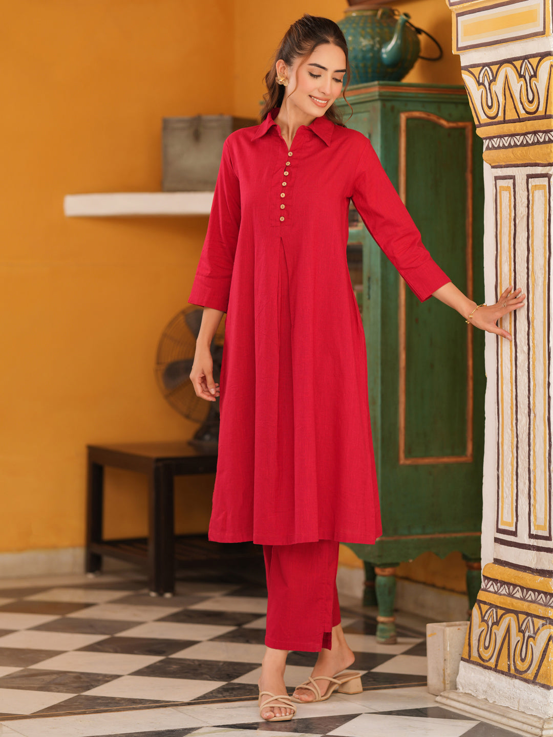 Women Solid Cotton Kurta with Trousers