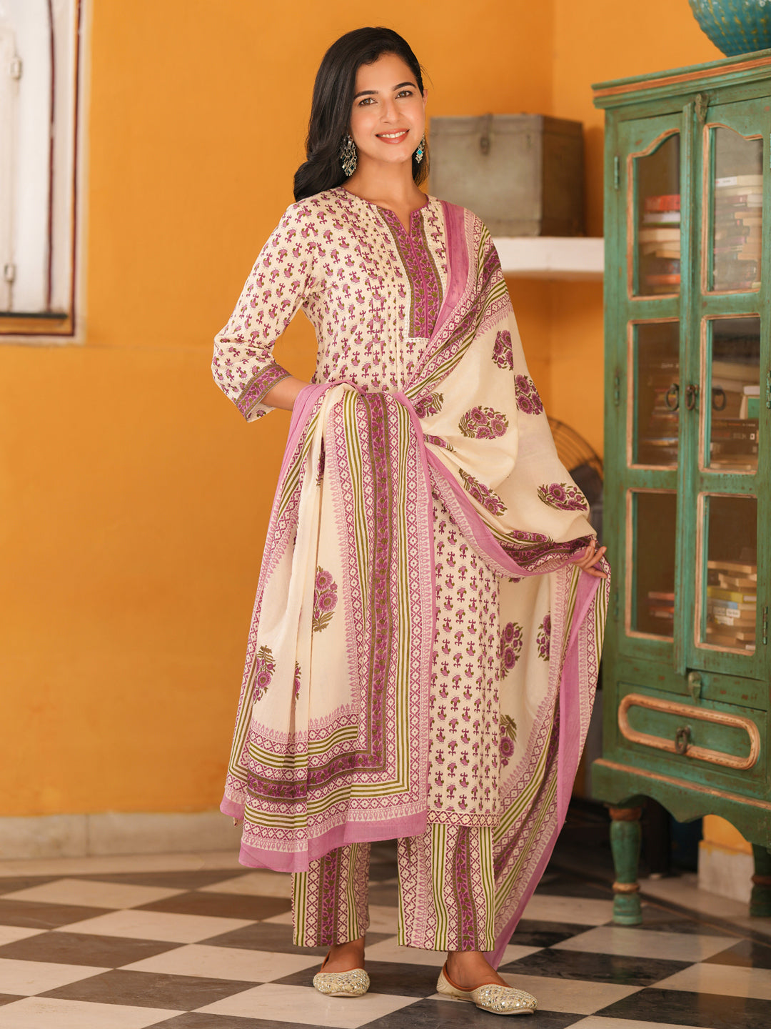 Women Ethnic Motifs Printed Pure Cotton Kurta with Trousers & Dupatta