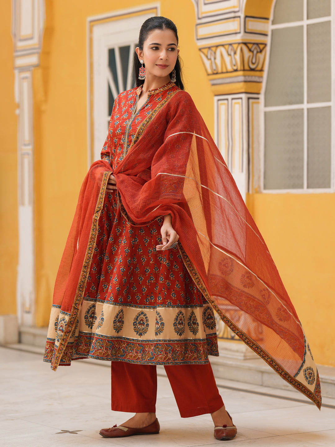 Women Ethnic Motifs Printed Cotton Anarkali Kurta with Trousers & Dupatta