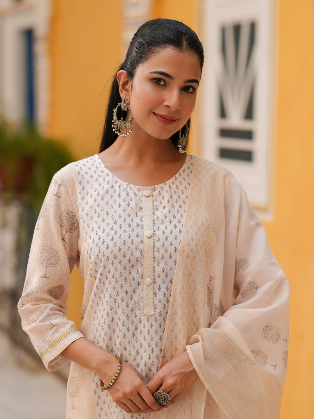 Women Ethnic Motifs Printed Regular Chanderi Cotton Straight Kurta Set