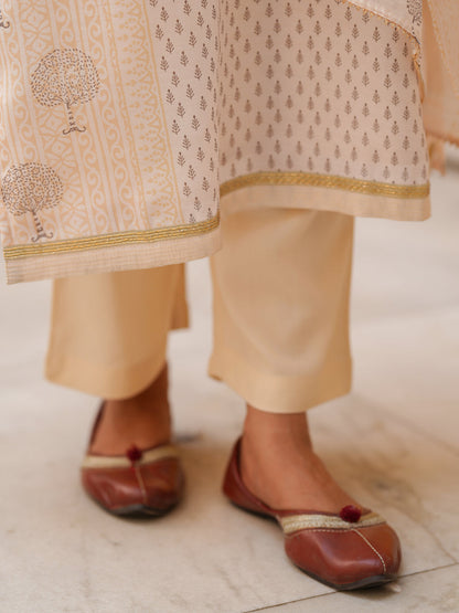 Women Ethnic Motifs Printed Regular Chanderi Cotton Straight Kurta Set