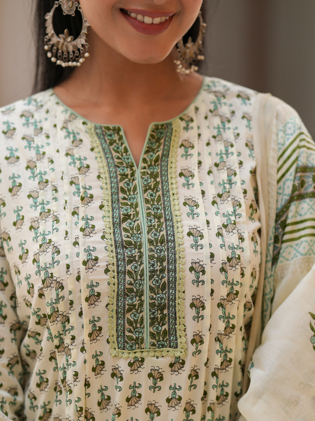 Women Printed Sequinned Pure Cotton Kurta with Trousers & Dupatta