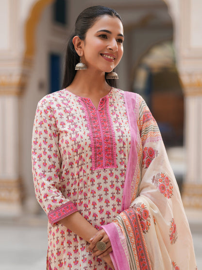 Women Ethnic Motifs Printed Lace Work Pure Cotton Kurta Set With Dupatta