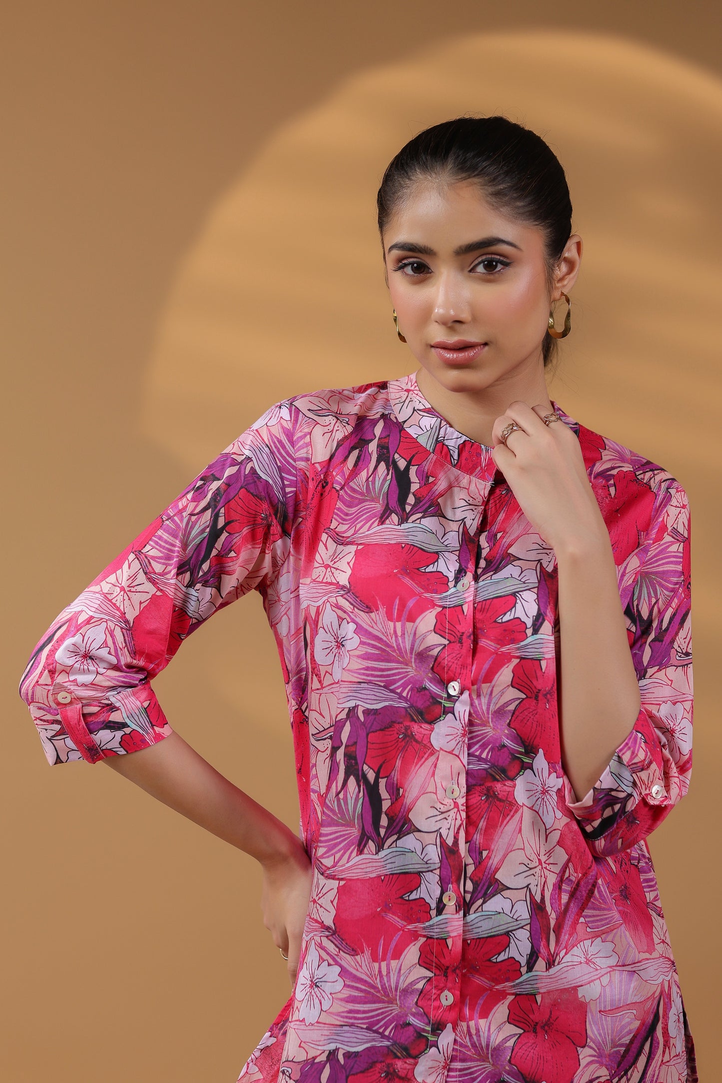 Women Floral Print Round Neck Cotton Top