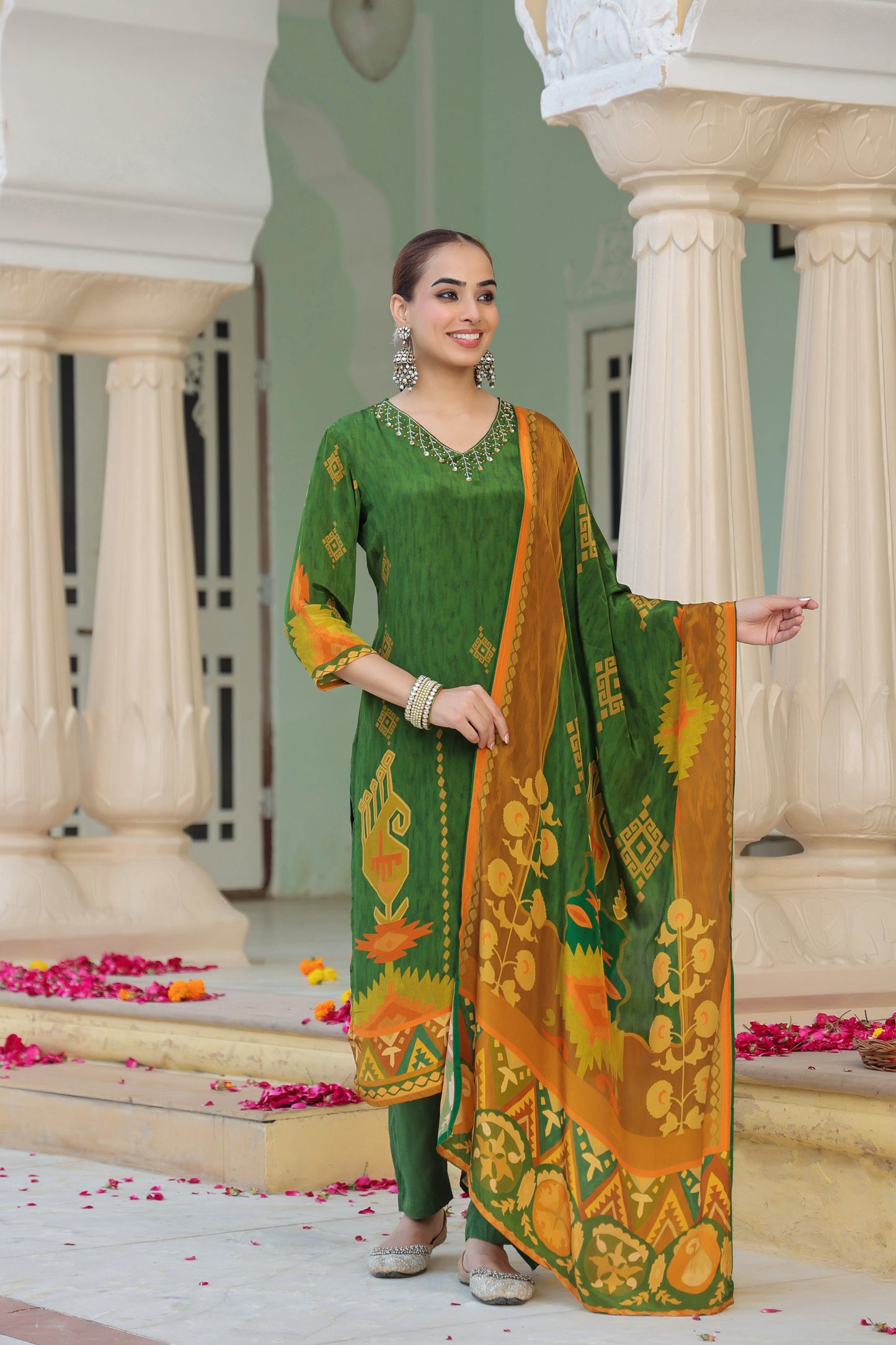 Women Ethnic Motifs Printed Beads and Stones Kurta Set With Dupatta