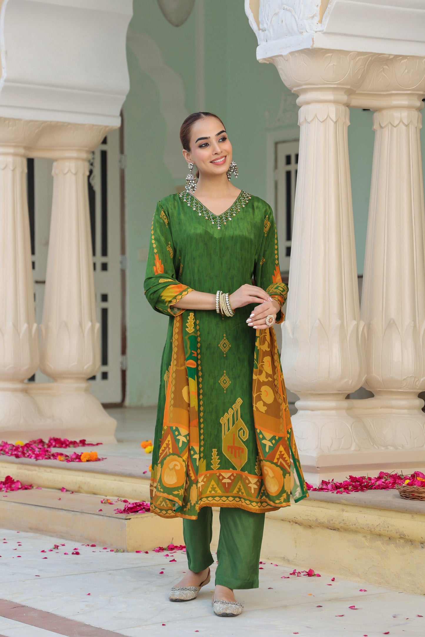 Women Ethnic Motifs Printed Beads and Stones Kurta Set With Dupatta