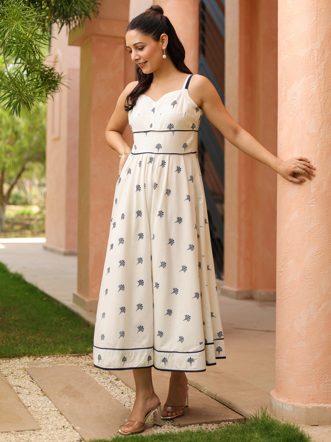 Women Ethnic Motifs Printed Shoulder Straps Fit & Flared Midi Dresses