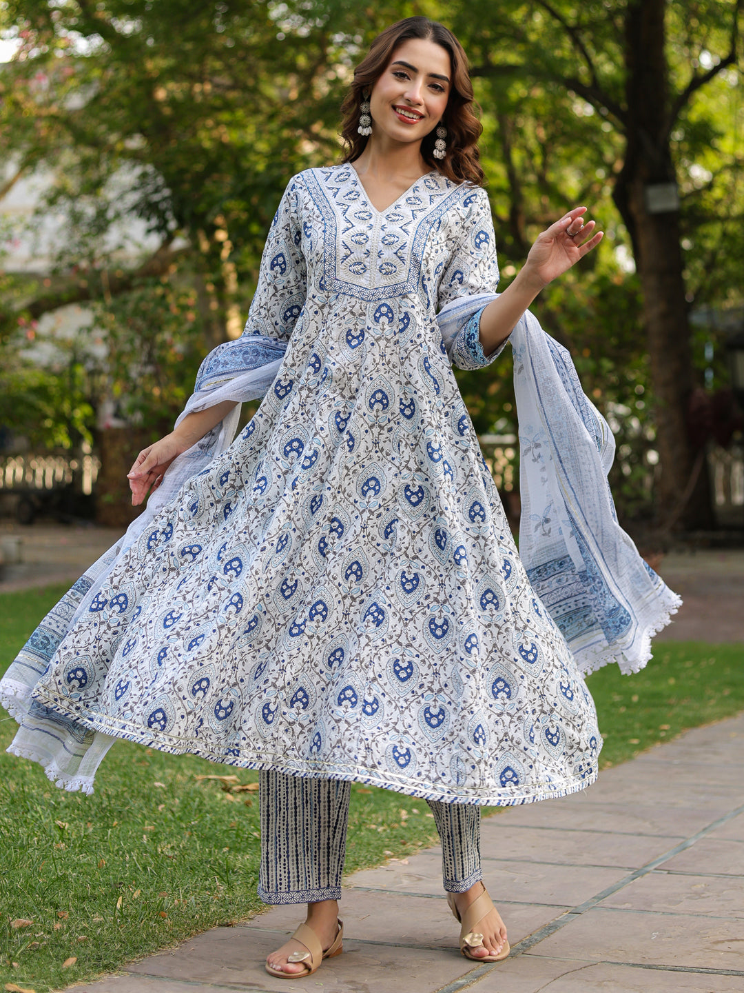 Women Ethnic Motifs Printed Pure Cotton Kurta with Trousers & Dupatta