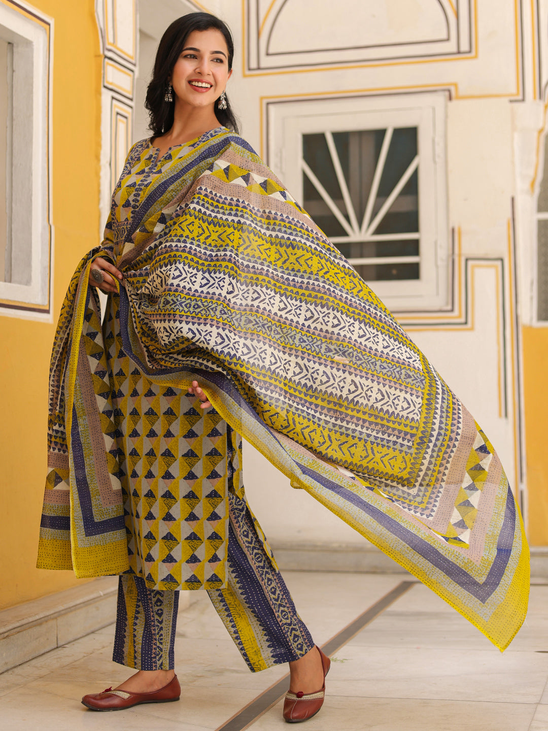 Geometric Printed Pure Cotton Straight Kurta With Trousers & Dupatta