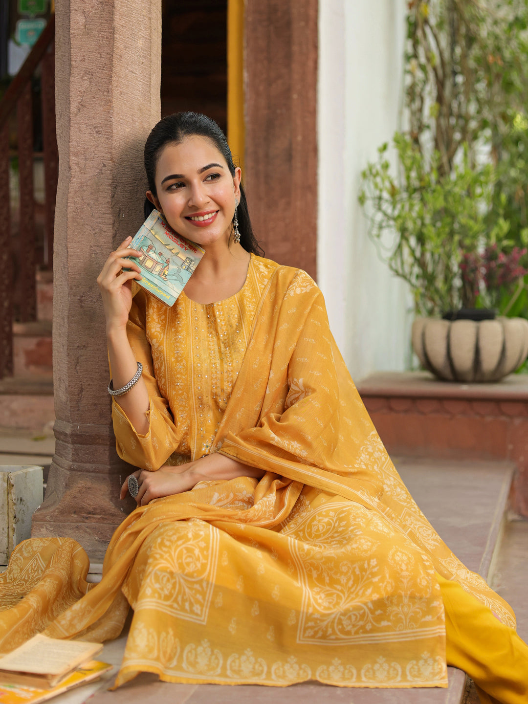 Ethnic Motifs Printed Chanderi Cotton Kurta With Trousers & Dupatta