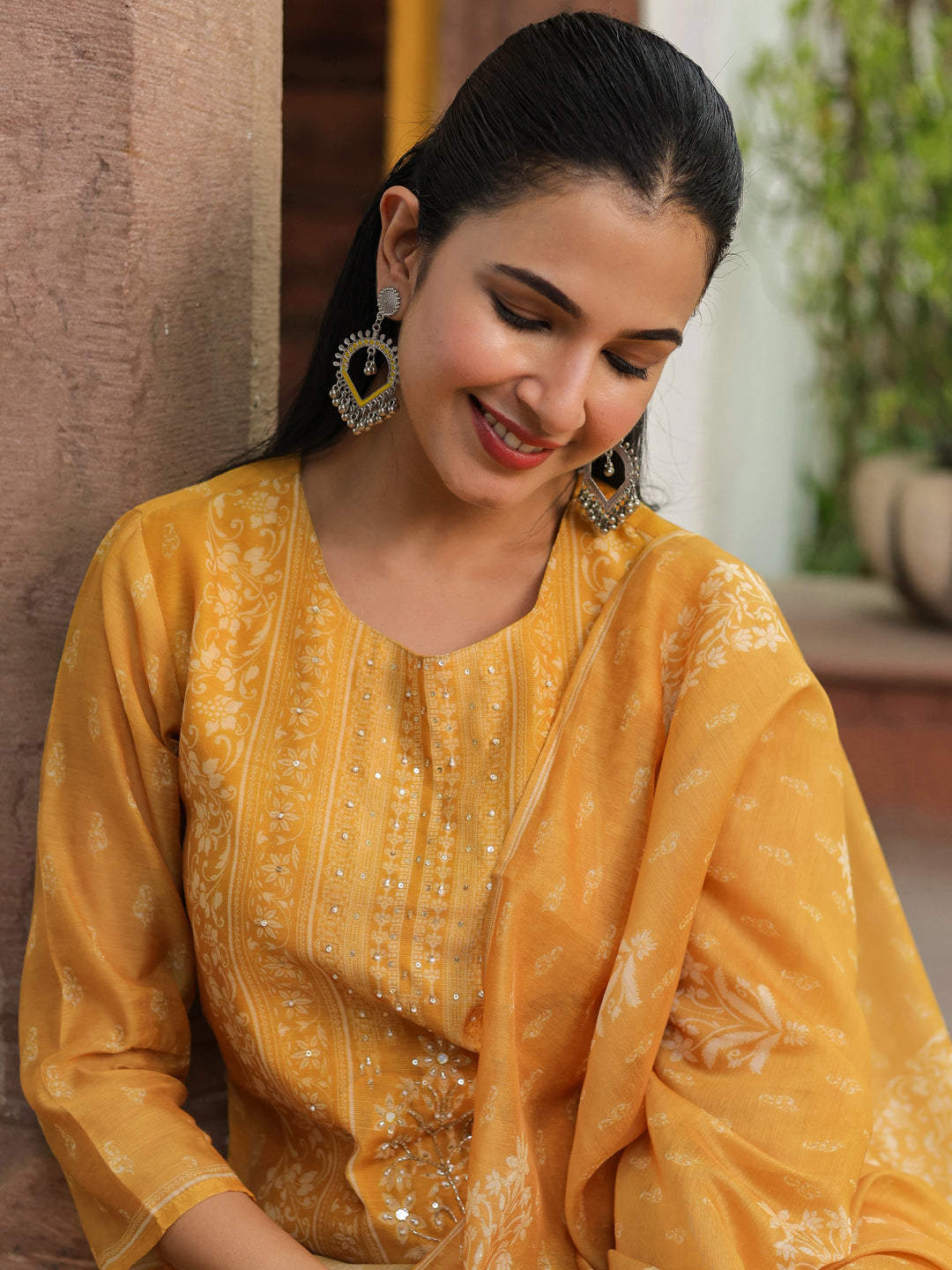 Ethnic Motifs Printed Chanderi Cotton Kurta With Trousers & Dupatta