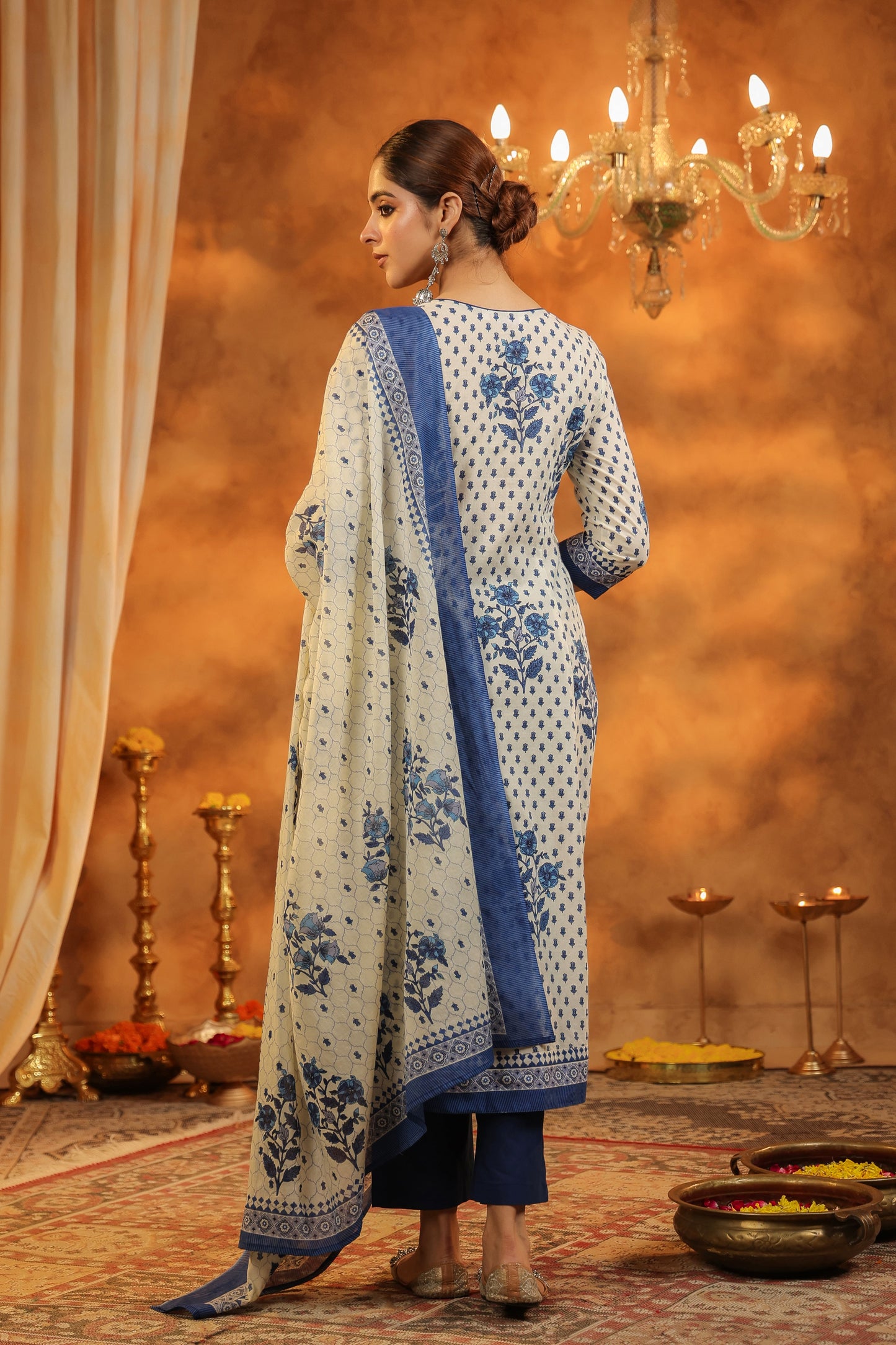 Floral Printed Pure Cotton Kurta With Trousers & Dupatta