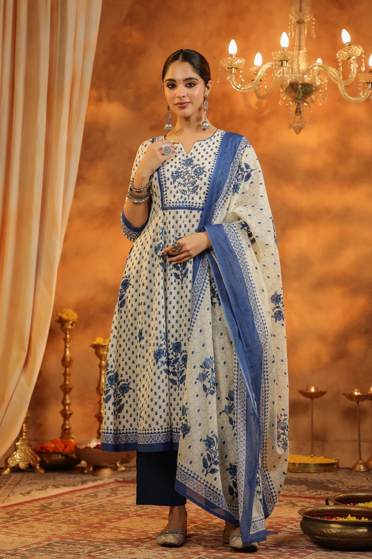 Floral Printed Pure Cotton Kurta With Trousers & Dupatta