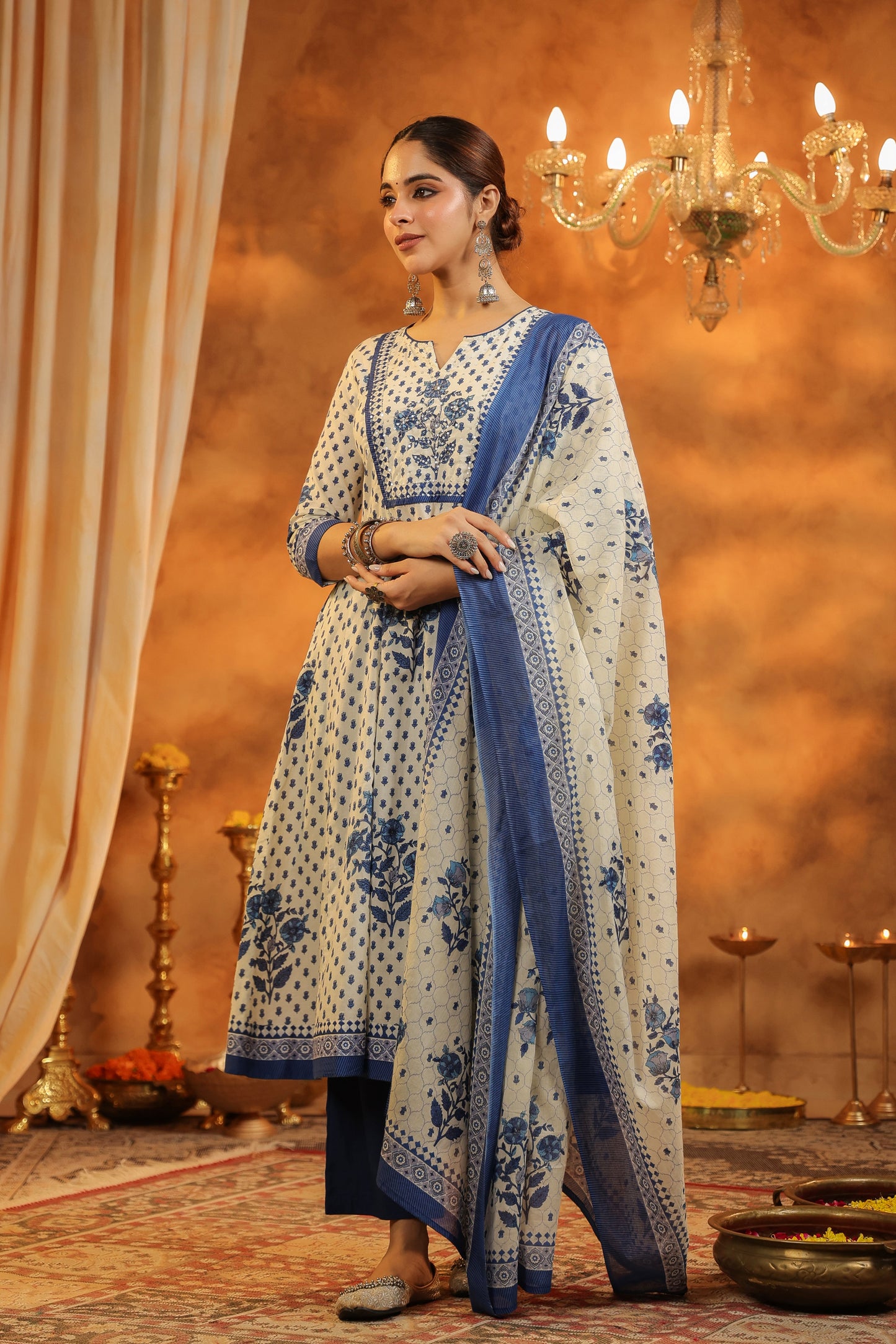 Floral Printed Pure Cotton Kurta With Trousers & Dupatta