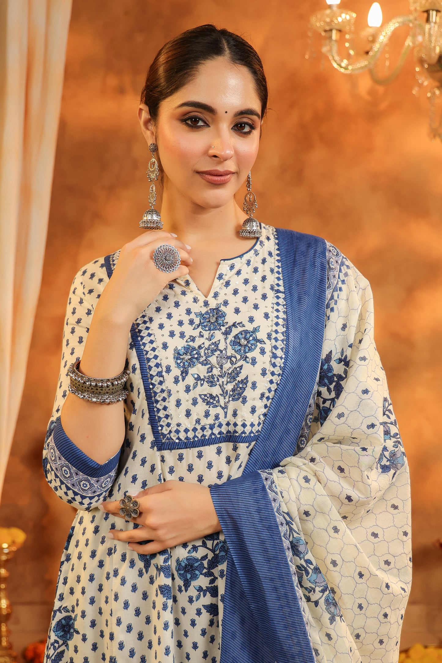 Floral Printed Pure Cotton Kurta With Trousers & Dupatta