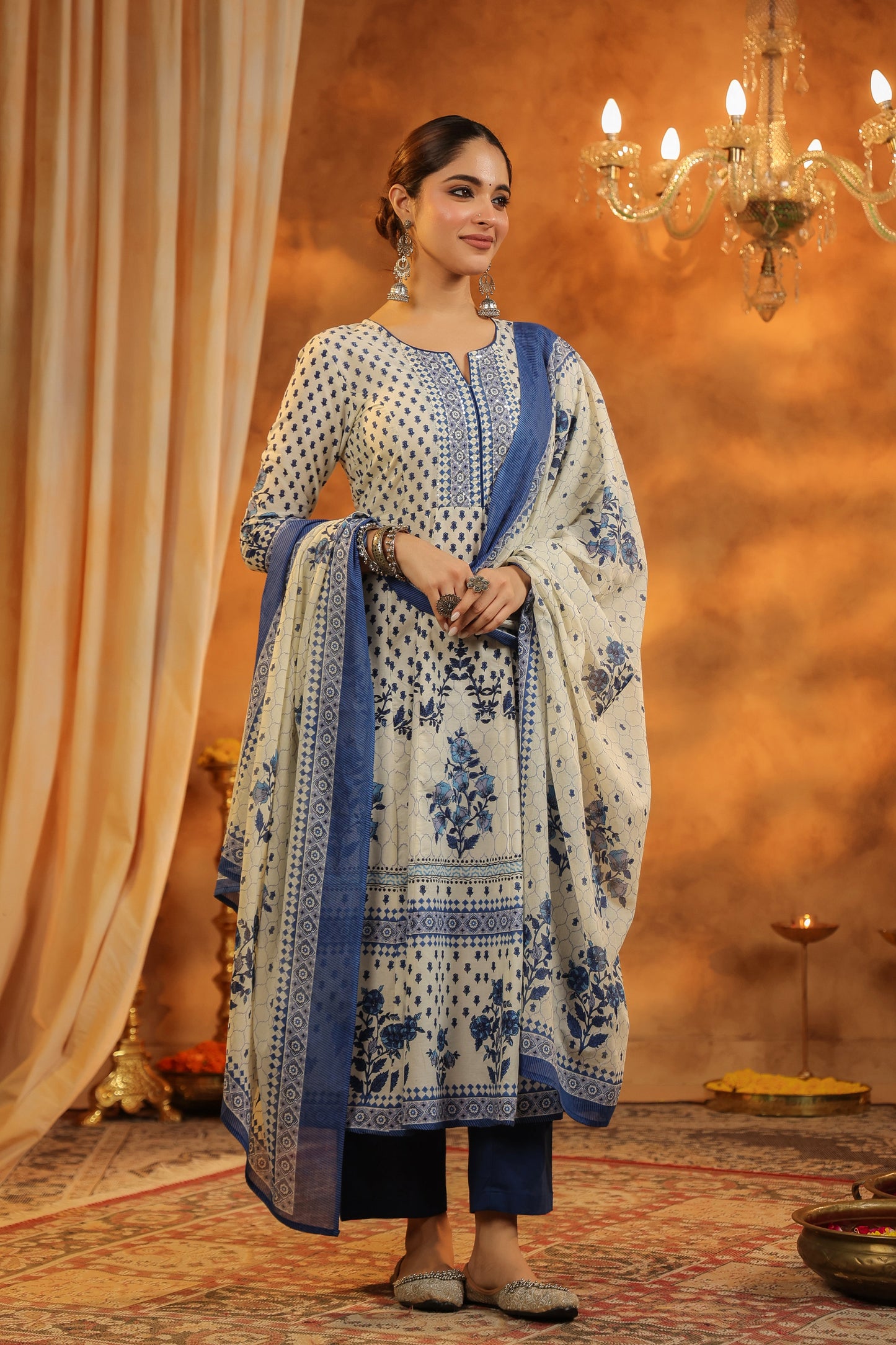 Floral Printed Pure Cotton Kurta With Trousers & Dupatta