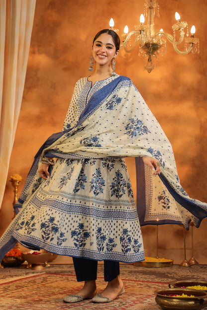 Floral Printed Pure Cotton Kurta With Trousers & Dupatta