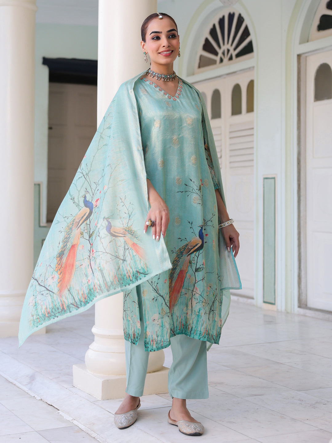 Ethnic Motifs Printed Zari Chanderi Cotton Kurta With Trousers & Dupatta