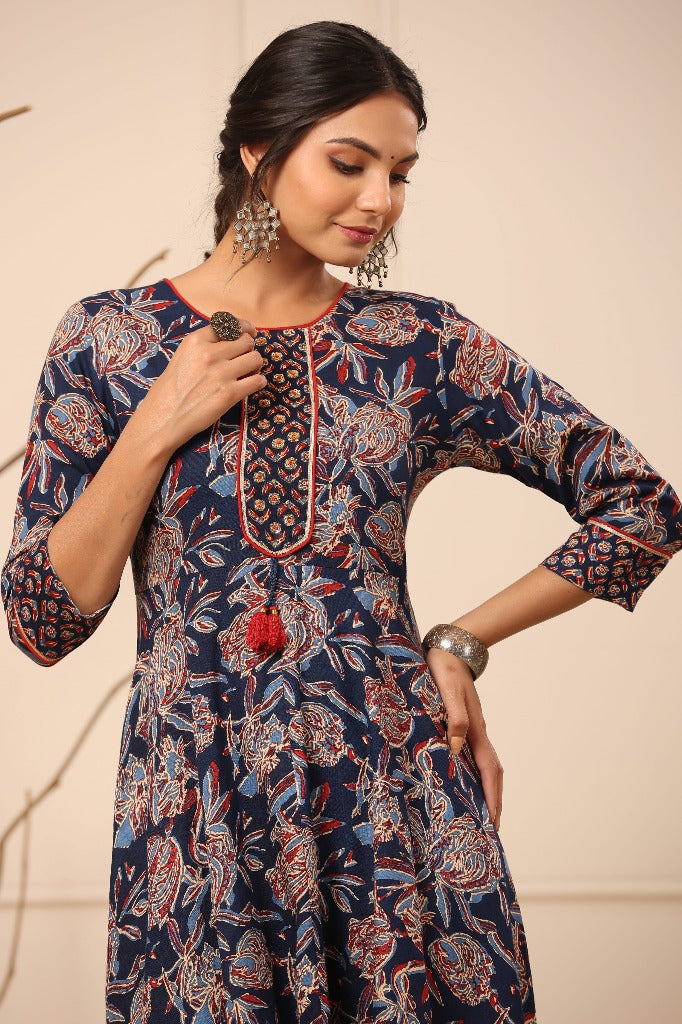 Women Navy Blue Ethnic Motifs Printed Aline Kurta