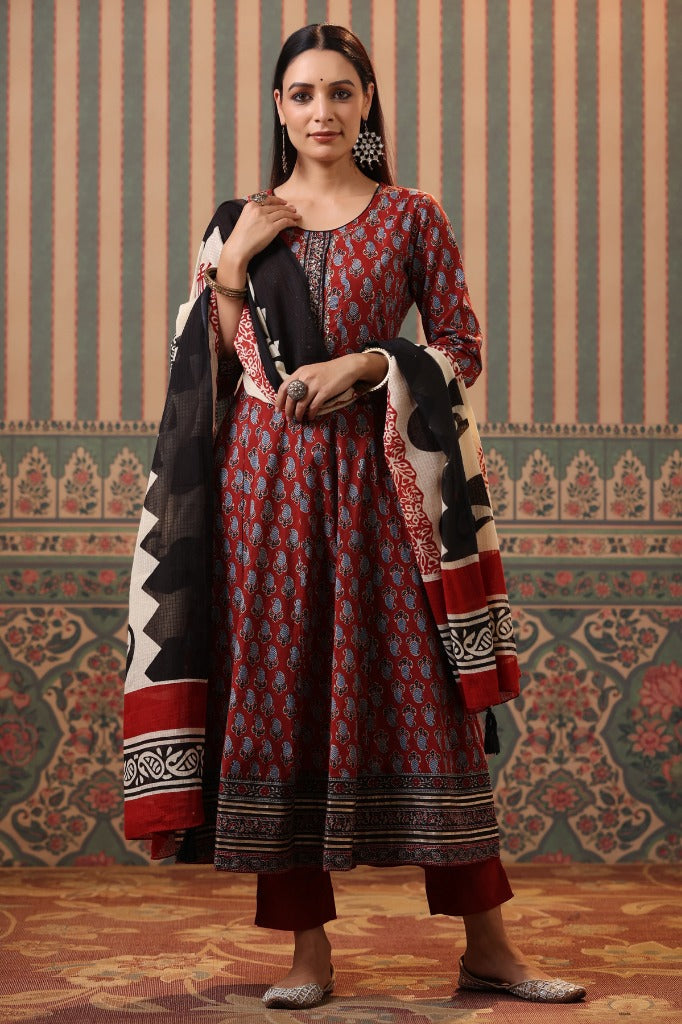 Women Maroon Ethnic Printed Aari Work Cotton Anarkali Kurta Set